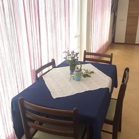 Sunny Apartament Апартаменты Солнечный берег